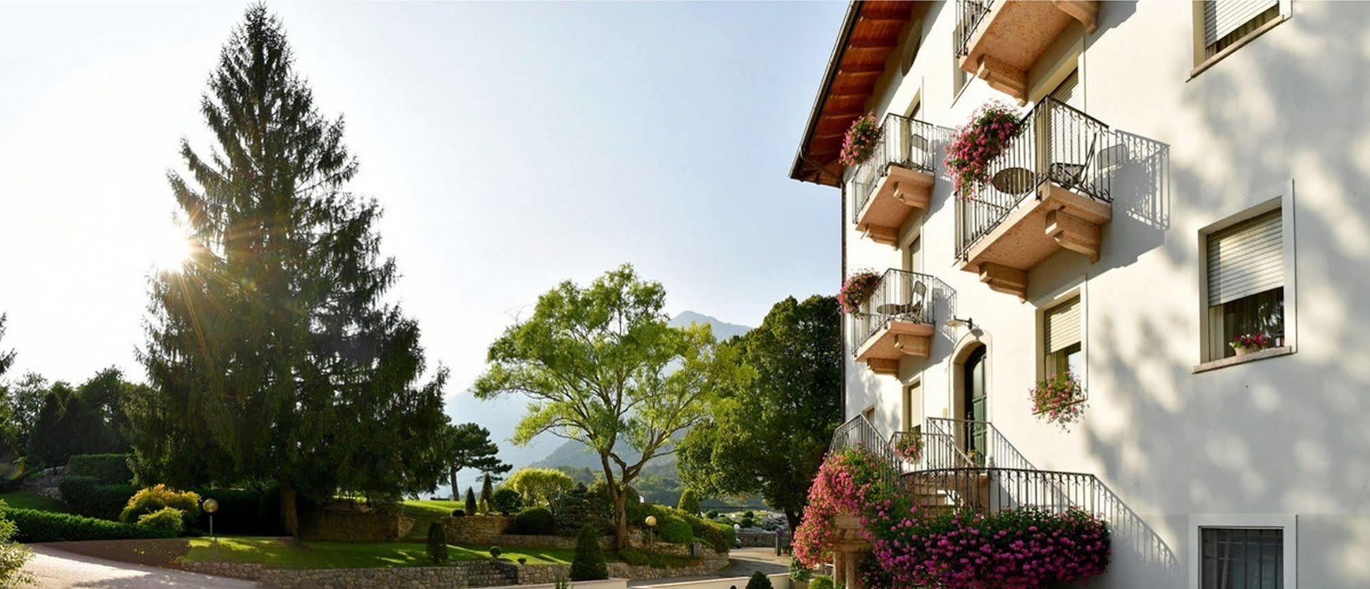 Hotel Lilla' Terlago Ngoại thất bức ảnh